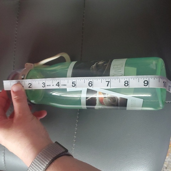 Zak! Designs Baby Yoda Grogu 25oz water bottle with snap lid - Picture 9 of 11